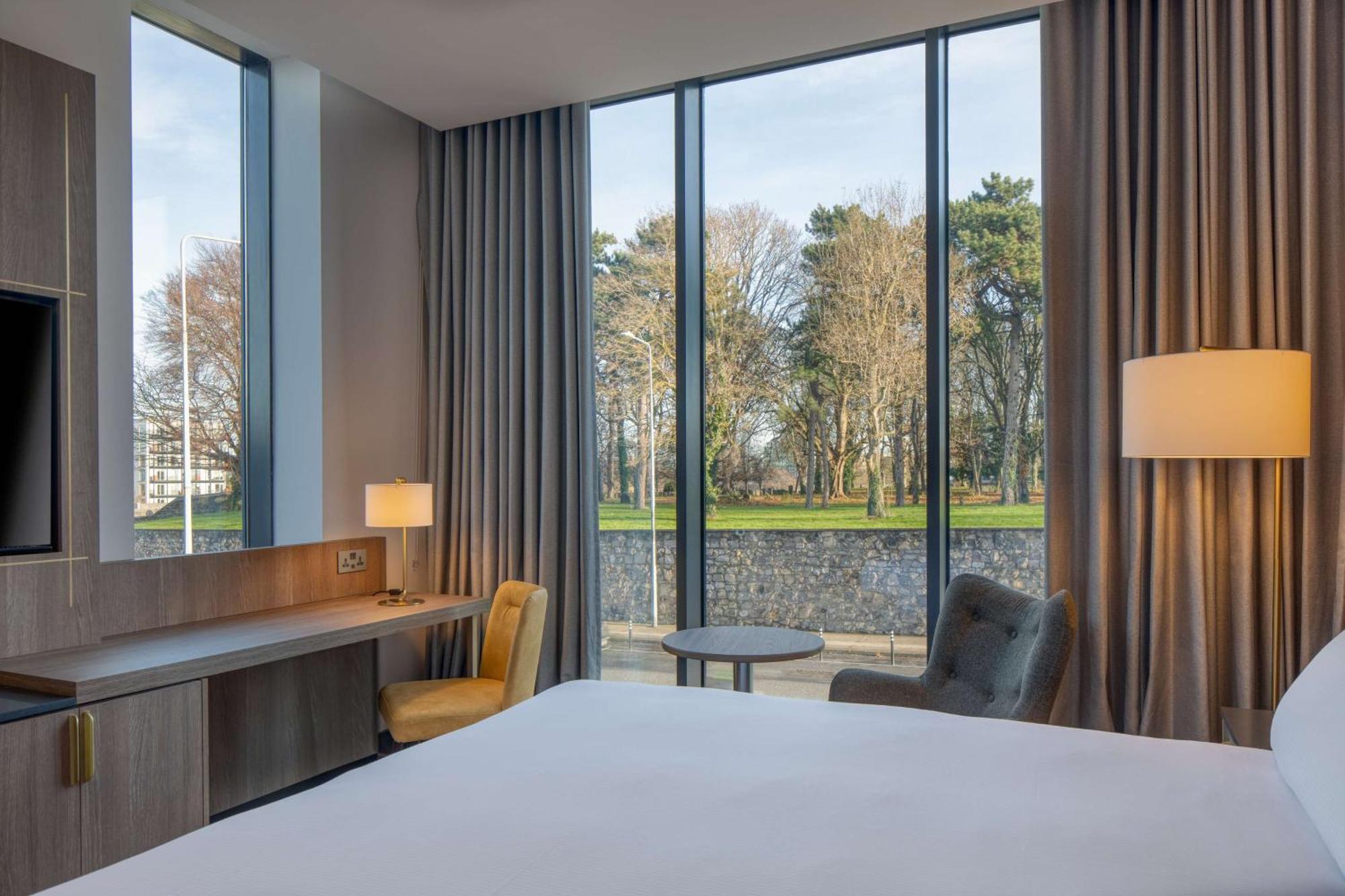 Hilton Dublin Kilmainham Otel Dış mekan fotoğraf